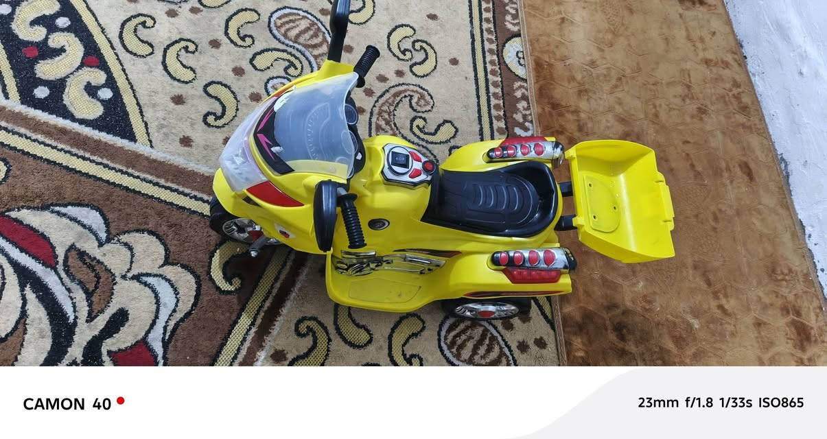 دراجه شحن البيع قبل 10ايام شتريتها وضاعت الشاحنه شرط الشغل اخذتها 75الف 
بيها اضويه ومسجل قيم بلي يرضه الله


**إذا كنت صاحب هذا الإعلان وتريد حذفه لأي سبب، رجاءا أرسل رسالة إلى الدعم الفني**