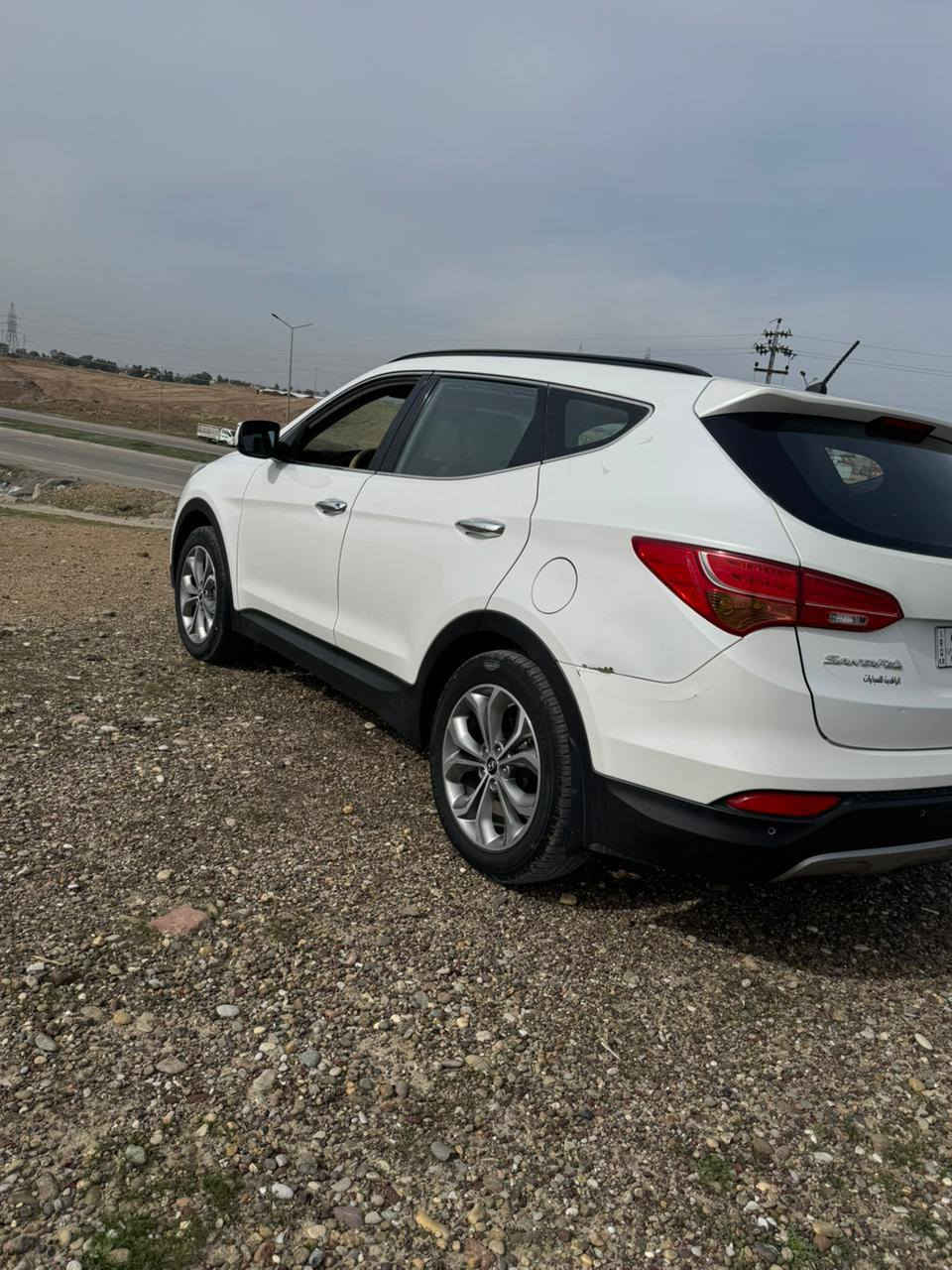 سنتافي 2014 للبيع كلين شرط
السعر 173 وبيها مجال 
مكان السياره كركوك لتواصل على الرقم 
***********
