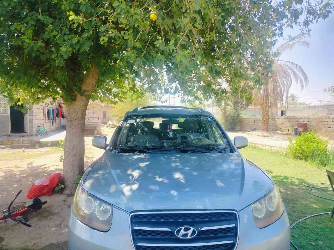 سنتافي للبيع موديل 2007 السياره رقم بغداد الجديدسنويه 2030 جاهزه من كلشي بس نقصها تبريد مكينه وكير خير من الله مكينه 6  2700 المرغوب بيها قطعتين كلير السعر 105 وبيها مجال المكان ديالى ع أطراف الخالص ***********
