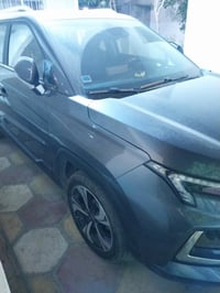 مرحبا سياره جاك. Js4 موديل ٢٥ اللون اسود   حره.  باسمي بدون حادث او تص...