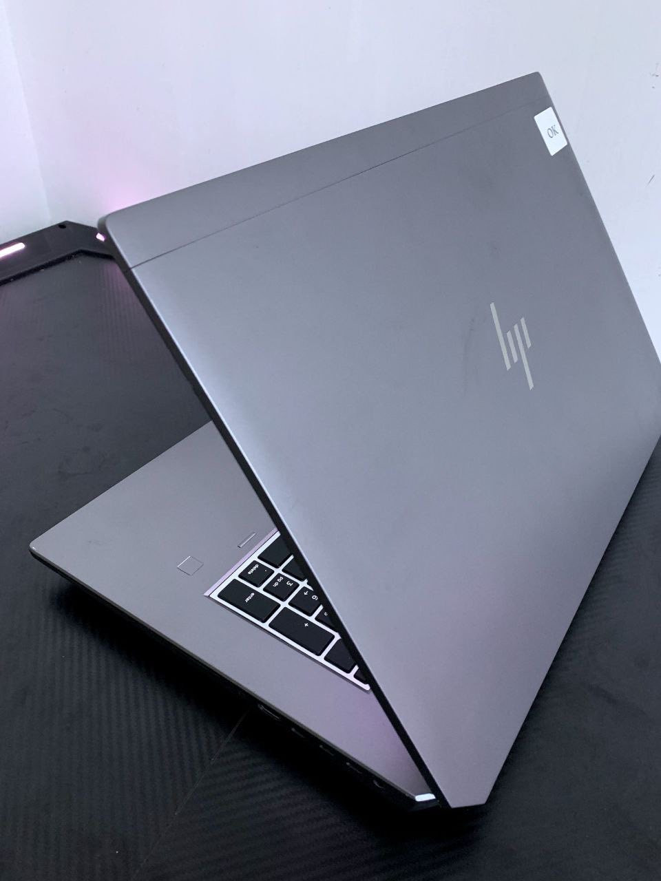 🔥 للي يريد ألعاب قوية + شغل ثقيل بدون لاك 🔥
لا تدوّر Gaming شكلي… هذا Workstation يضرب الاثنين 👇

🎮 ألعاب
💻 تصميم – مونتاج – هندسة – برمجة
⚡ ثبات + قوة + عمر طويل

💻 HP ZBOOK 17 G6 (وحش الشغل)
⚙️ Core i7 9850H
🎮 NVIDIA Quadro T1000 4GB (أداء ثابت بالألعاب والشغل)
🚀 16GB RAM
⚡ 256GB SSD M.2 Samsung
🖥️ شاشة 17.3 FHD كبيرة (تفرق ويا اللعب)
⌨️ كيبورد بإضاءة ضوئية

💰 السعر: 650 ألف فقط
(أقل من قيمته الحقيقية بالسوق)

🎁 هدايا كاملة 
✔️ ماوس RGB احترافي
✔️ حقيبة
✔️ شاحن أصلي
✔️ ماوس باد

🛡️ ضمان 10 أيام شامل أي خلل
🚚 توصيل لجميع محافظات العراق
⚠️ الكمية محدودة – الحجز بالأسبقية

📲 واتساب:
***********

إذا تريد جهاز يعتمد عليه بالألعاب والشغل…
هذا إعلانك، لا يطول �
