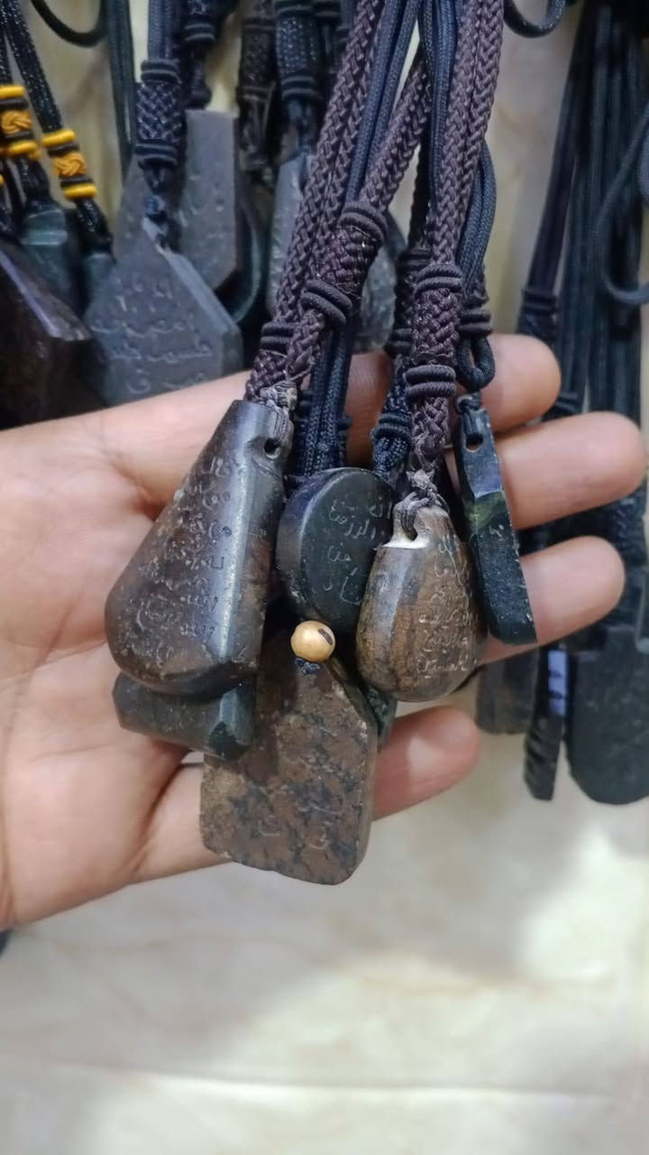 بضاعه منوع لبيع جمله فقط لصحاب البيجات لناس على باب الله الفحص أمام المندوب يوجد توصيل لجميع المحافظات رقم الحجز الواتساب ***********
