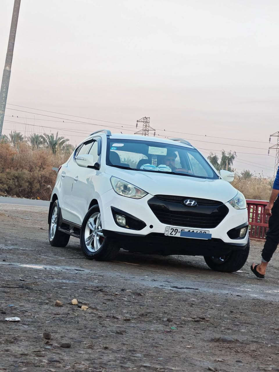 توسان وارد خليجي ما بيها ضربه فقط خدوش ومثل ما موضح بل سونار وبارد بلخلف على وضعه مخليه مكاني صويره أي استفسار *********** واسط الصويرة سعر128
