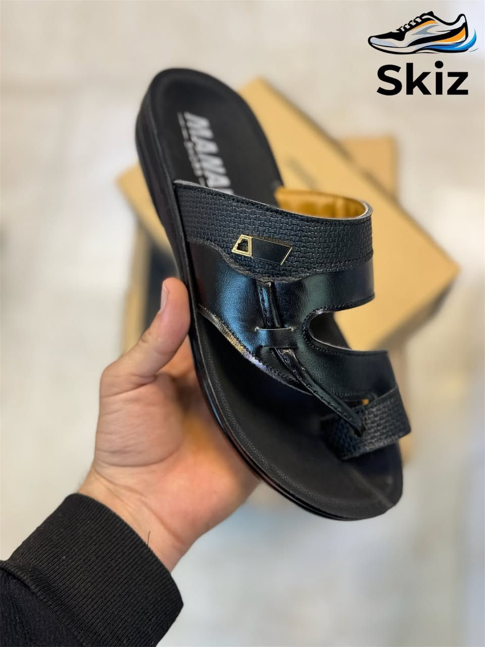 جمله فقط🔒 عروض الاسعار التنافسيه💰
احدث الموديلات🔈  
سليبرات والاحذيه والشحاطات ✅

 شحاطه  علبه رجالي 
 
الكارتون 12 زوج 
  
بسعر   51 الف 

لحجز والاسفسار   *********** 

( لاتنسون متابعه القناه ليصلكم كل ماهوه جديد➡️↪️
