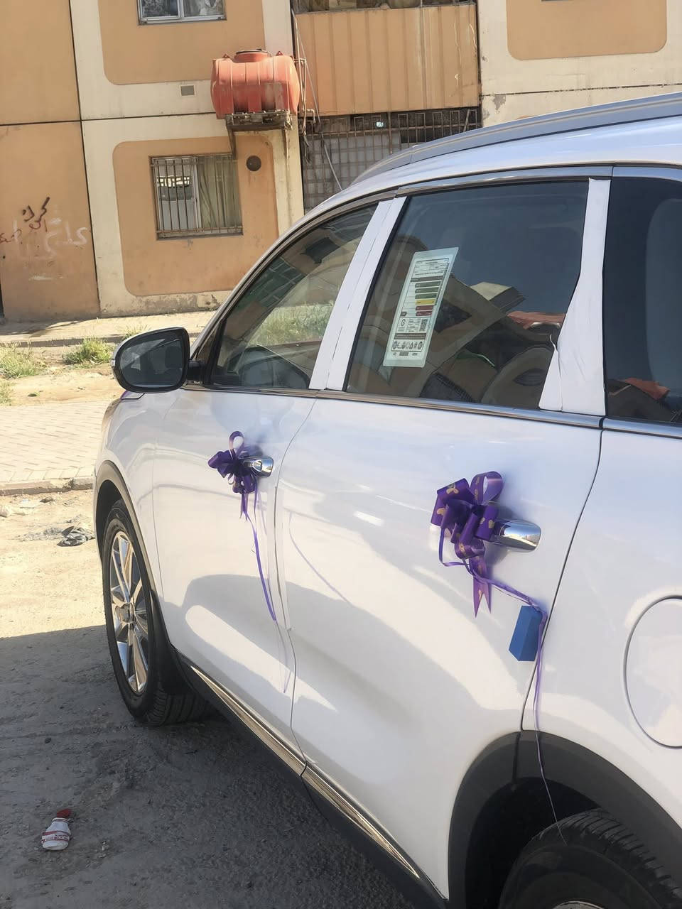 سلام عليكم سورنتو مديل (18) خليجي (فول واحد على واحد)السياره مصبوغه عام مكفوله من تجيه وكلبه كلشي بيها جديده ما تصرف عليها دينار ال مكاني بغداد حي ور الستفسار (***********) السعر ( 177 )
