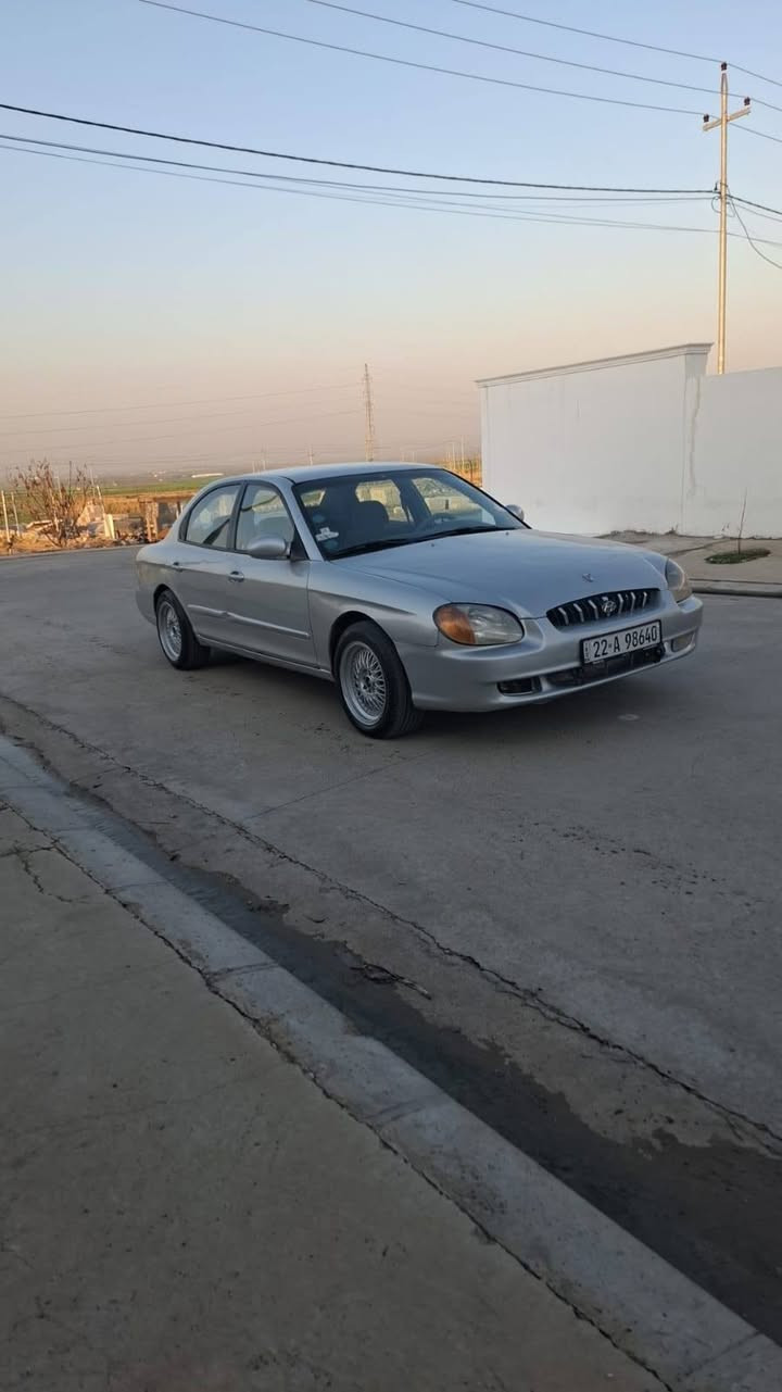 (***********) (***********) هوندا سوناتا موديل 2000 كير اوتوماتيك محرك v6 رقم اربيل جديدة سنوية جديد لغاية 2029 طخم اطارات جديد صبغ عام جمالية ضرر ها رأس بولند  سعرها( 43) و مجال عليها (3) ورقة غرامات يقطع من السعر مكانها قضاء بردرش بين اربيل و دهوك أربيل, العراق
