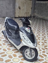 كامكو v2 موديل 13 كفاله عامه كلشي بلادي سعر 650وبيها مجال  07851329998...