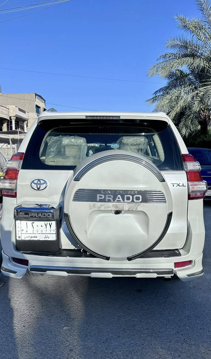 السلام عليكم
برادو 2010 كويتي 
تبريد تلث قطع 
سبع راكب فور ويل 
السيارة موصفات ال TXL المرغوب
موصفات مري شفط اشاير بالمري تحكمات استيرن 
مانع انزلاق حساسات خلفية كامرة محيطية 
210$ومبيه مجال بسيط 
***********
