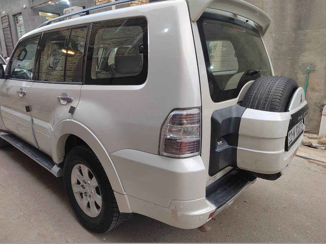 السلام عليكم
باجيرو حبتور 2009
السياره كفاله عامه ماعدا شي بسيط مذكور بالسونار موجود بالصور رقم بغداد تحويل مباشر 
السياره فول مواصفات
فتحة سقف
تحكم ستيرن
كشنات كهرباء
مري شفط
سيستم صوت + دمام خلفي 
منضومة زنون جديده
تدفئه تبريد شغال 3 قطع
7 راكب
مكان السياره البصره قضاء المدينه
السعر 130 وبيه مجال بسيط
للتواصل والاستفسار  ***********
