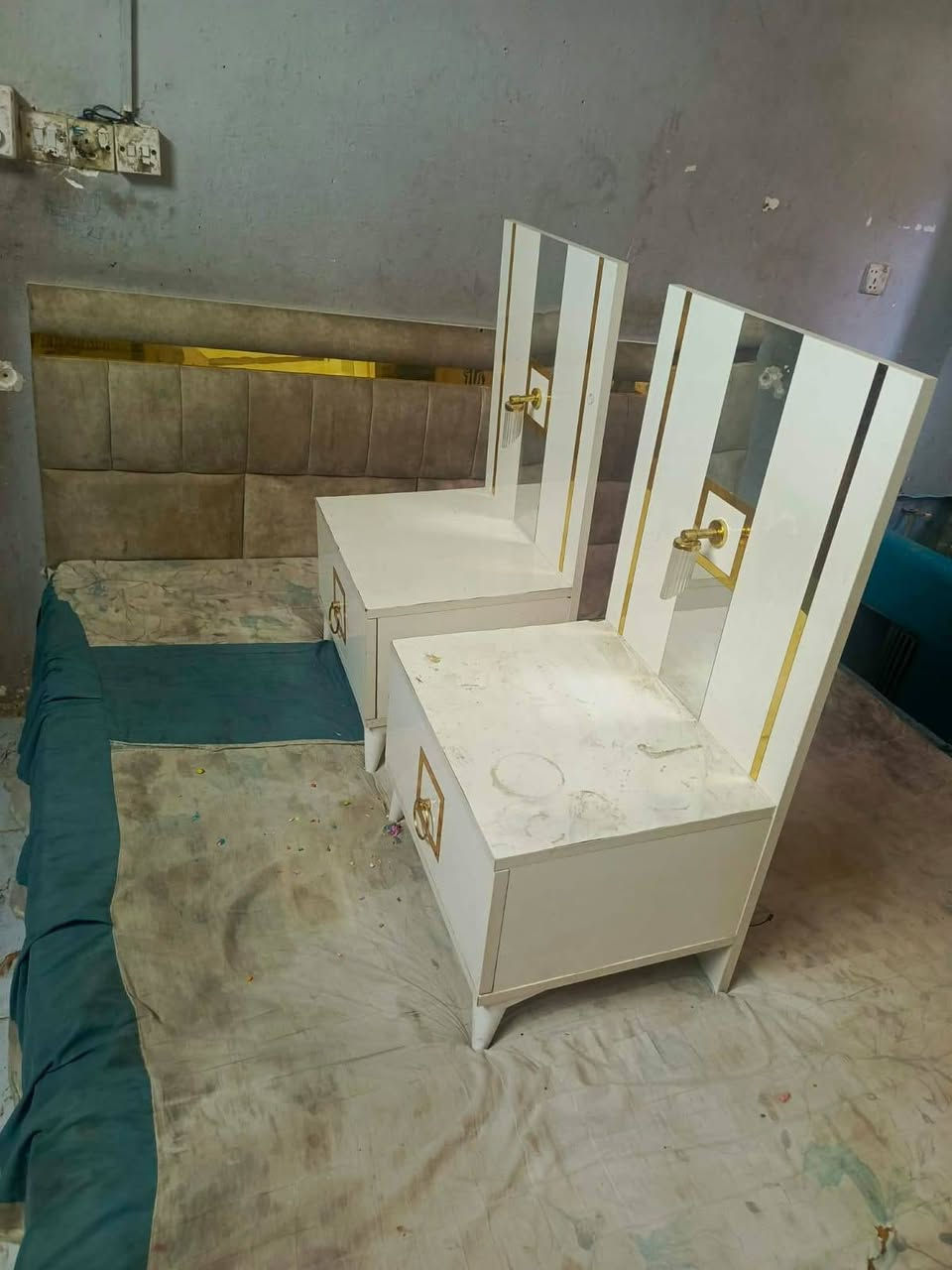 غرفة تركية ٥قطع هية والدوشك طبي سعرهة ٣٠٠وبيهة مجال بسيط وهذا الكاونتر قطعتين الكاونتر المنيوم السنك مرمر طول الكاونتر متر ونص السعر ٢٠٠ وبي مجال بسيط العنوان بغداد الشعب شارع الأسواق الي يريدهم يراسل عالخاص


**إذا كنت صاحب هذا الإعلان وتريد حذفه لأي سبب، رجاءا أرسل رسالة إلى الدعم الفني**