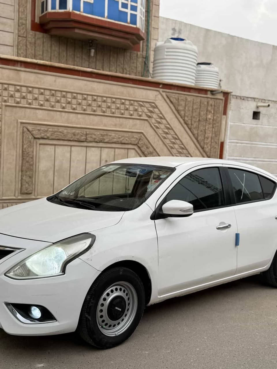 نيسان صني 23 مصري بيه جاملغ امامي وطخه بل تكمه باقي كفاله  كير محرك كفاله السيارة كلش حلوه ونضيفه ماشيه70السعر107
‭‬هذا رقم راعيهة.***********
وهذا بي واتساب. ***********
