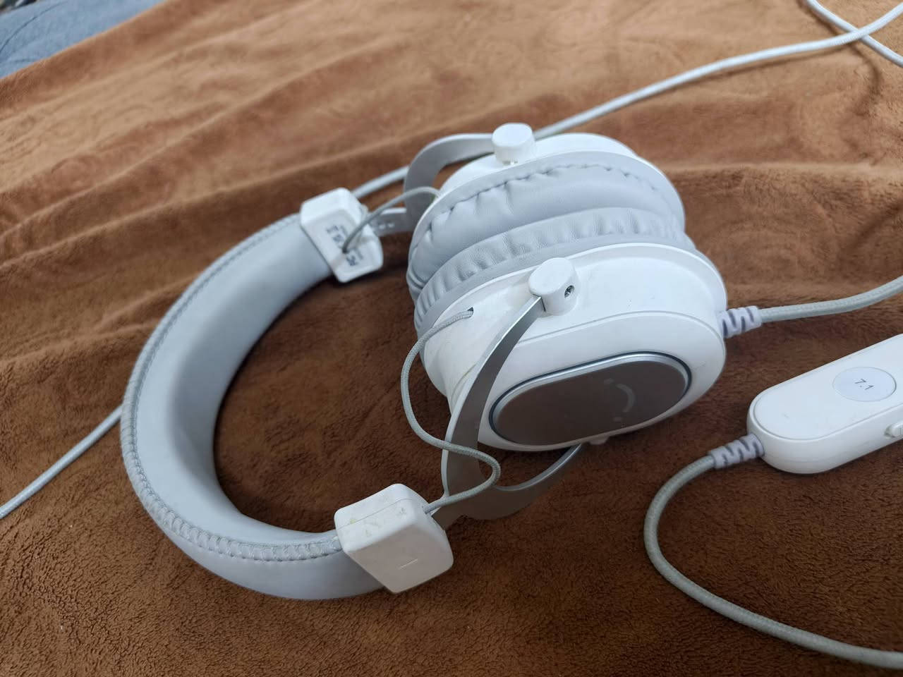 شو تريد خاص


**إذا كنت صاحب هذا الإعلان وتريد حذفه لأي سبب، رجاءا أرسل رسالة إلى الدعم الفني**