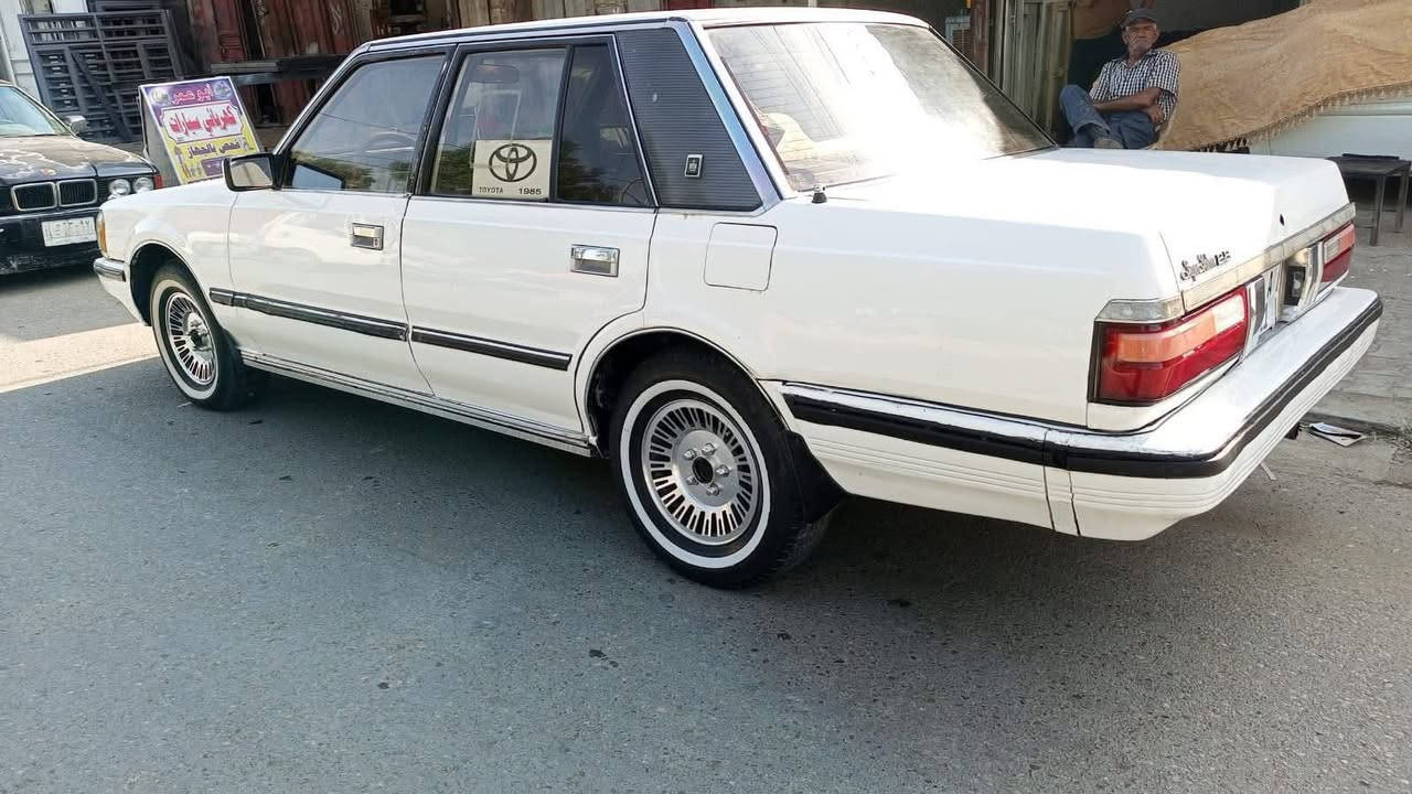 سلام عليكم لبيع سوبر 8
كير ومكينه خير بلاديه سياره بسمي سنويه جديده 30

هزه جديده كامله سياره بيع مستعجل عنوان كركوك قادسيه 

ستفسار تصال ***********
