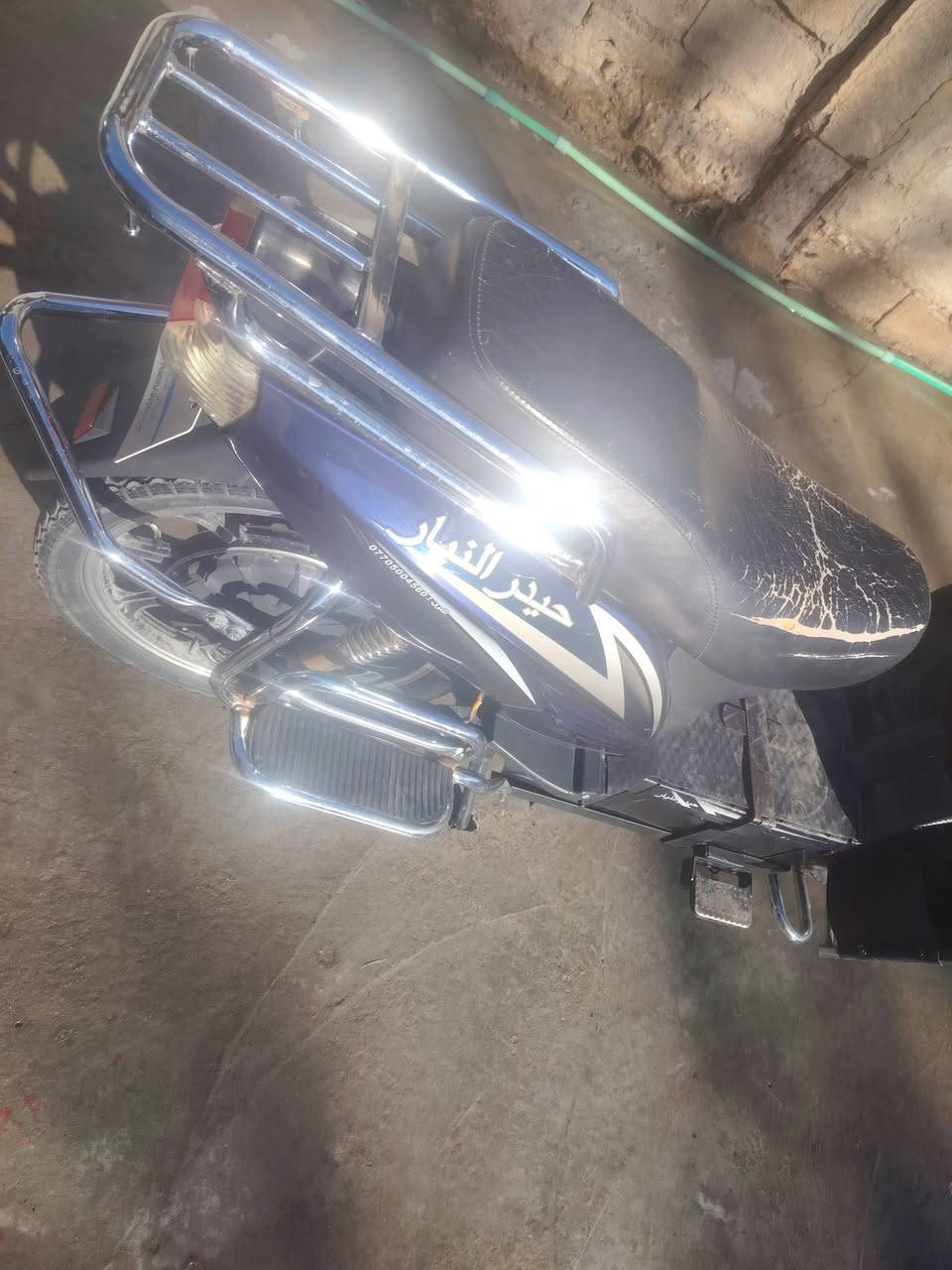 دراجه شحن للبيع بطاريات جدد ع الفحص سعر ٤٠٠تواصل *********** ***********
