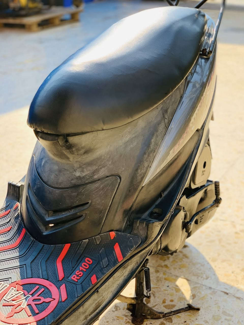 السلام عليكم ماكس عدله بلادي مكفوله كفاله شوفت عينكم دراجه خير من الله صار 3اشهر طالعه من رمبه ربع مذب عليهه سعر 750وبيهه مجال قليل اني مكلف بنشر مستعجل الوالد عليهه المكان واسط النعمانية ***********
