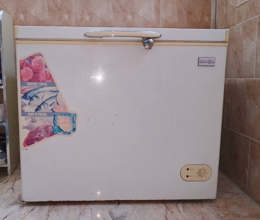 مجمده كلش نظيفه البيع السعر 140 بي مجال بغداد


**إذا كنت صاحب هذا الإعلان وتريد حذفه لأي سبب، رجاءا أرسل رسالة إلى الدعم الفني**