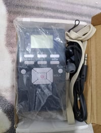 راديو هيتفون موجة  fm / جديد بالكارتون السعر 10 وتوصيل 5