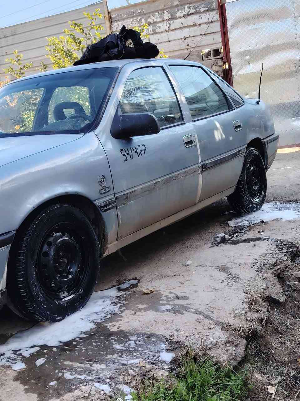 سلام وعليكم ورحمة الله وبركاته سيارة نوع اوبل فكترا الون ازرق سمائي موديل ٩١ مكان السيارة واسط قضاء الصويرة ***********
