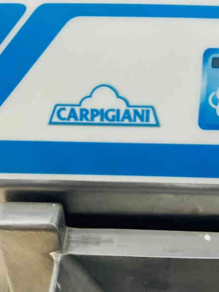 إنتاجيه Dsكربيجاني ايطالي 
20-60
10لتر 
مستخدمه نضيفه جدآ
تبريد ماء  
3فيز 
اعله فئه بالكربيجاني  
نعومه وسرعه فائقه بالانتاج 

‏السعر والتفاصيل مراسلة الصفحة 
‏أو الاتصال على الرقم *********** 
‏العنوان البصرة
