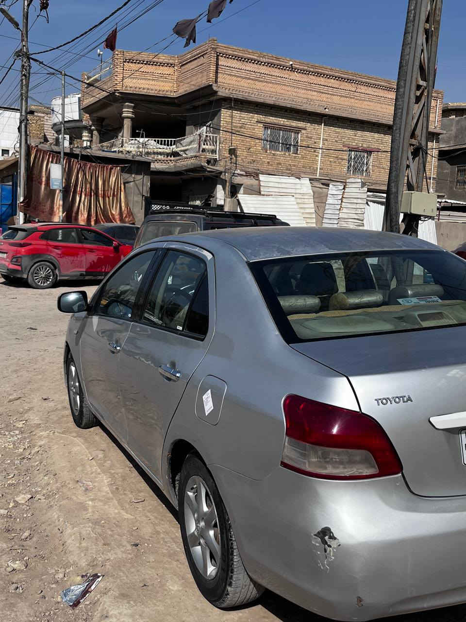 السلام عليكم 🙋
تويوتا يارس للبيع موديل 2009 السياره مكفولة من الضربه وارد خليجي 
سياره مصبوغة حزام للجماليه كلشي مابيه للسياره نظيفه ماناقص كلشي مذب عليه برغي السنوية لل2027بسمي السياره وسعره 80ورقه وبيه مجال للطيبين مكان الحله رقم ***********
