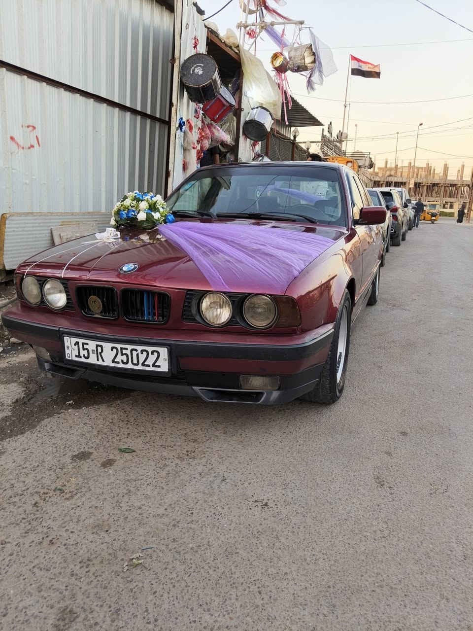 يجالسلام عليكم للبيع 525 مكينه مسكر سياره جاهزه تخم تاير حداديه كلهه جاهزه تبريد ويا السويج رقم انبار داخل جلد غرفتهه جديده بلباكيت السعر 68 وبيهه مجال اتصال بالرقم *********** بي واتساب
