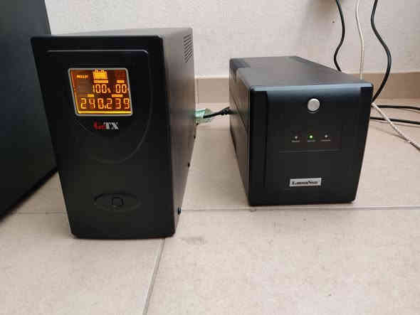 🌹♥️السلام عليكم♥️🌹

مايك ريدراكون بلايزار جديد ممستعمل مفتوح للفحص
ب40 الف والتوصيل عليك

يوبي اسات UPS ثنين يحتاجلهن تبديل بطاريات 

 الجبير 1500 واط 2000VA ب70 الف والتوصيل عليك
الجديد مالتة ب160 الف

الزغير 1500VA ما اعرف شكم واط بالضبط 40 الف والتوصيل عليك

⬅️***********➡️
