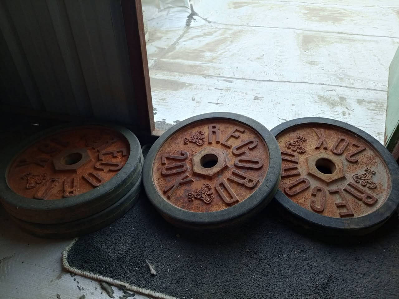 السلام عليكم
اخوان جهاز بنج مثل متشوفون قيم باليرضي الله 
مع اوزان وزن حقيقي بأقل سعر الكيلو بألف
للاستفسار  ***********
