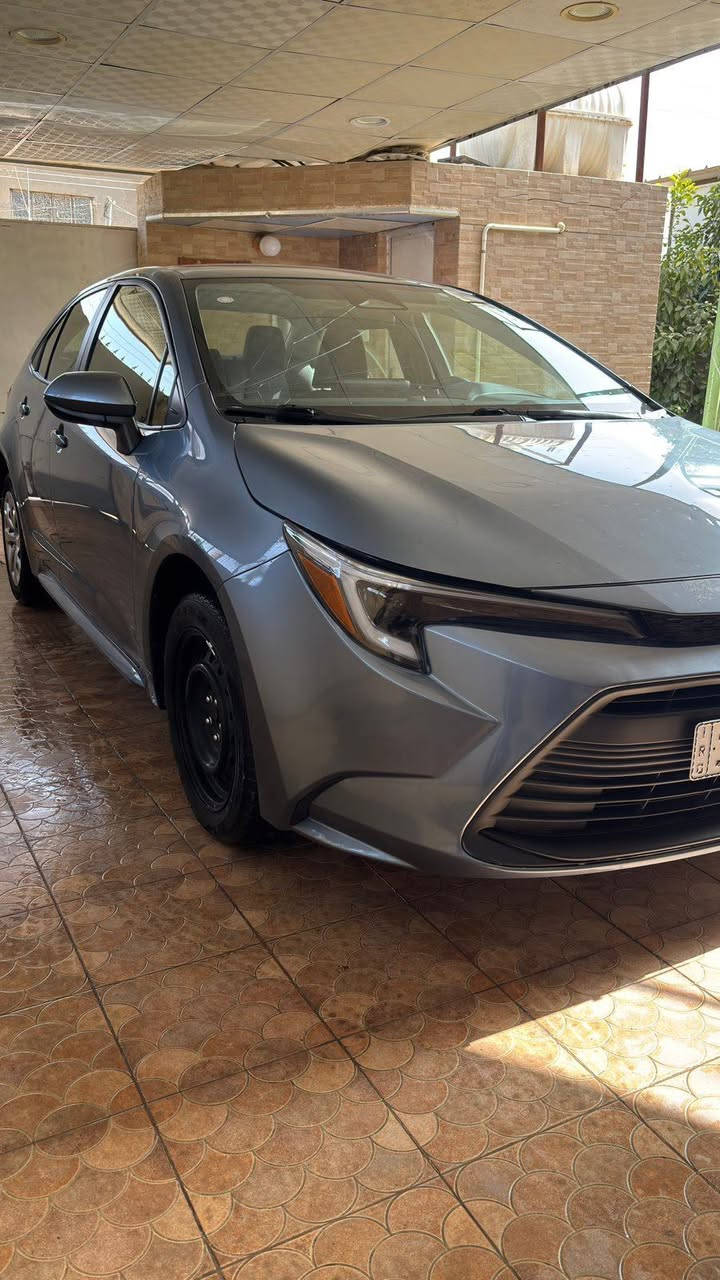 السلام عليكم للبيع كورلا 2024Le هايبرد وارد امريكي رقم بغداد ايرباك دركة وبردة ماشية 26 الف صور الضرر موجودة بالمنشور بيها تبديل جاملغ امامي ايمن وبنيد اصلي نفس اللون السعر 157 وبيها مجال مكان السيارة بغداد ابو غريب ***********
