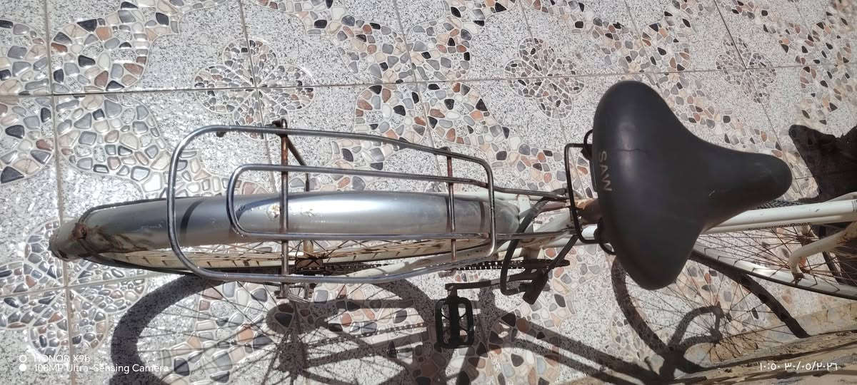 بايسكل للبيع حجم 26 ياباني شغال 
سعر 30 الف مكاني حي سالم يم سادة الاميال


**إذا كنت صاحب هذا الإعلان وتريد حذفه لأي سبب، رجاءا أرسل رسالة إلى الدعم الفني**