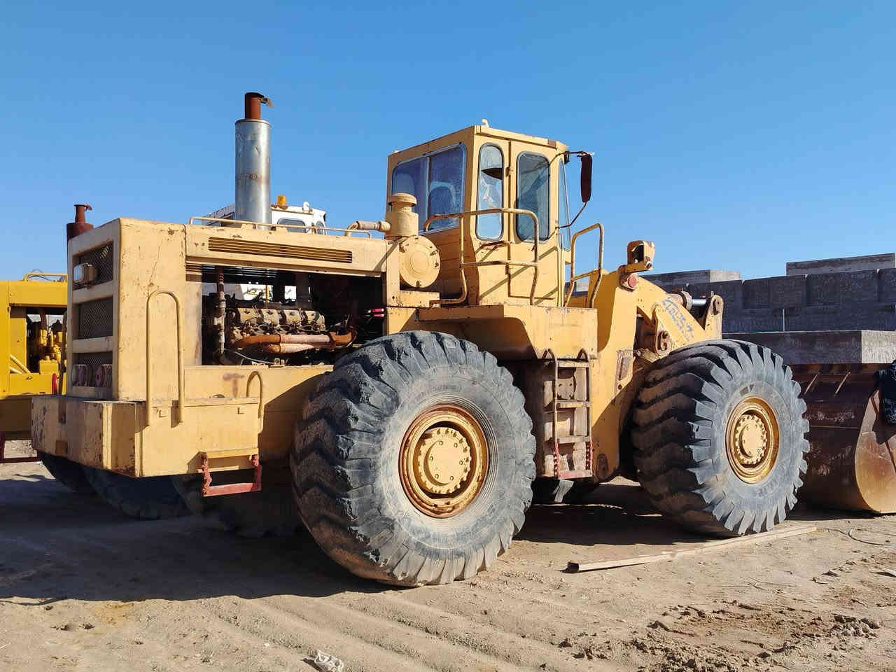 السلام عليكم شفلات للبيع حجم ٩٥ عدد ٢ مديل ٨٧ جاهزات للعمل مابيهن اي نقص الاستفسار اتصل على الهاتف*********** السعر الواحد 170ورقه وبي مجال
