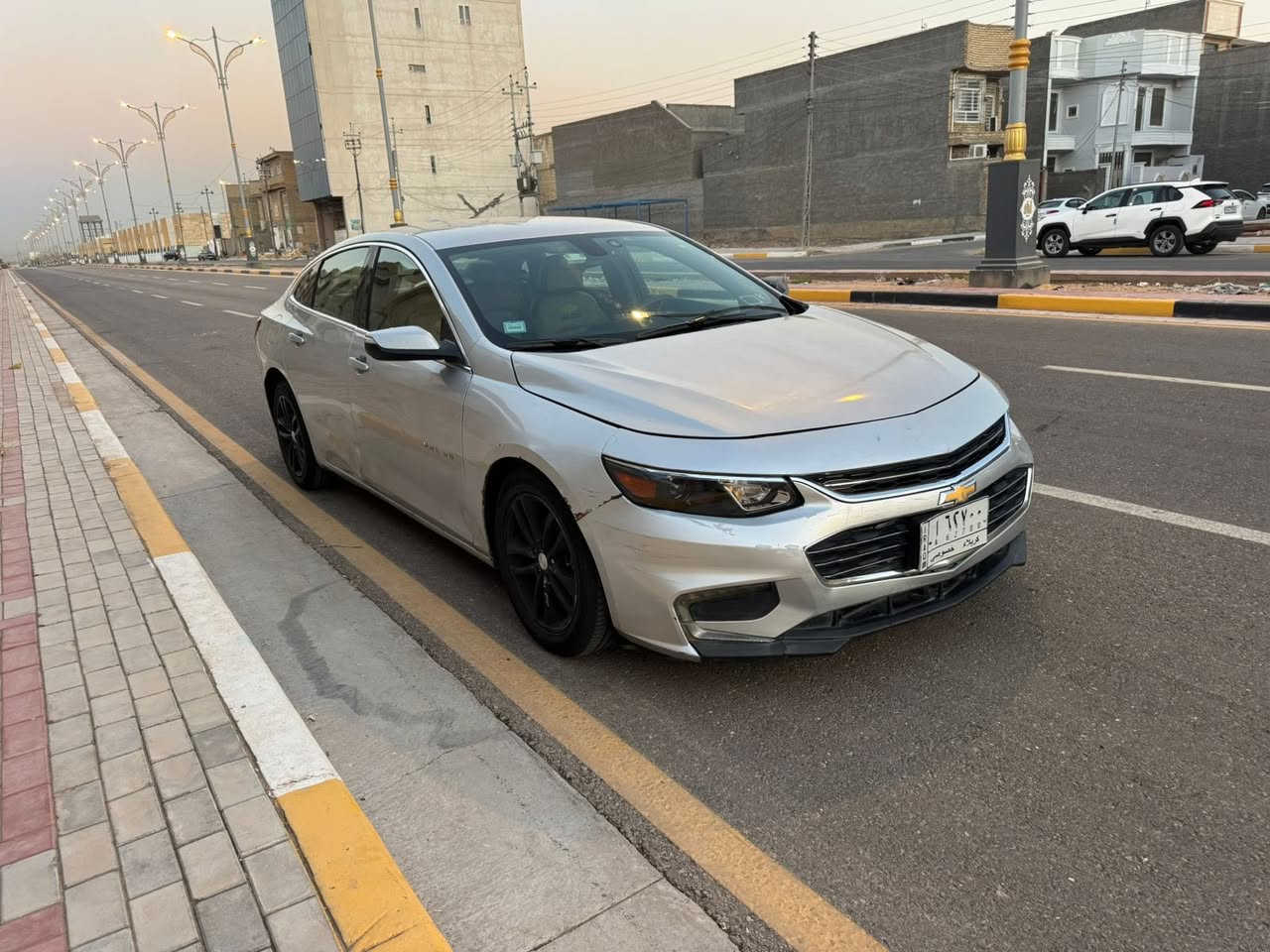 للاستفسار اتصل *********** السعر ٨٧ ماليبو ٢٠١٨ورد بيها قطعتين صبق بنيد اوجاملغ سياره جاهزه شاشه كامره كشنات كهرباء جلد لونين مواصفات LTماشيه ٦٣ حقيقي رقم كربلاء بصمه تشغيل اوبصمه ابواب مكينه ٤سلندر العنوان كربلاء
