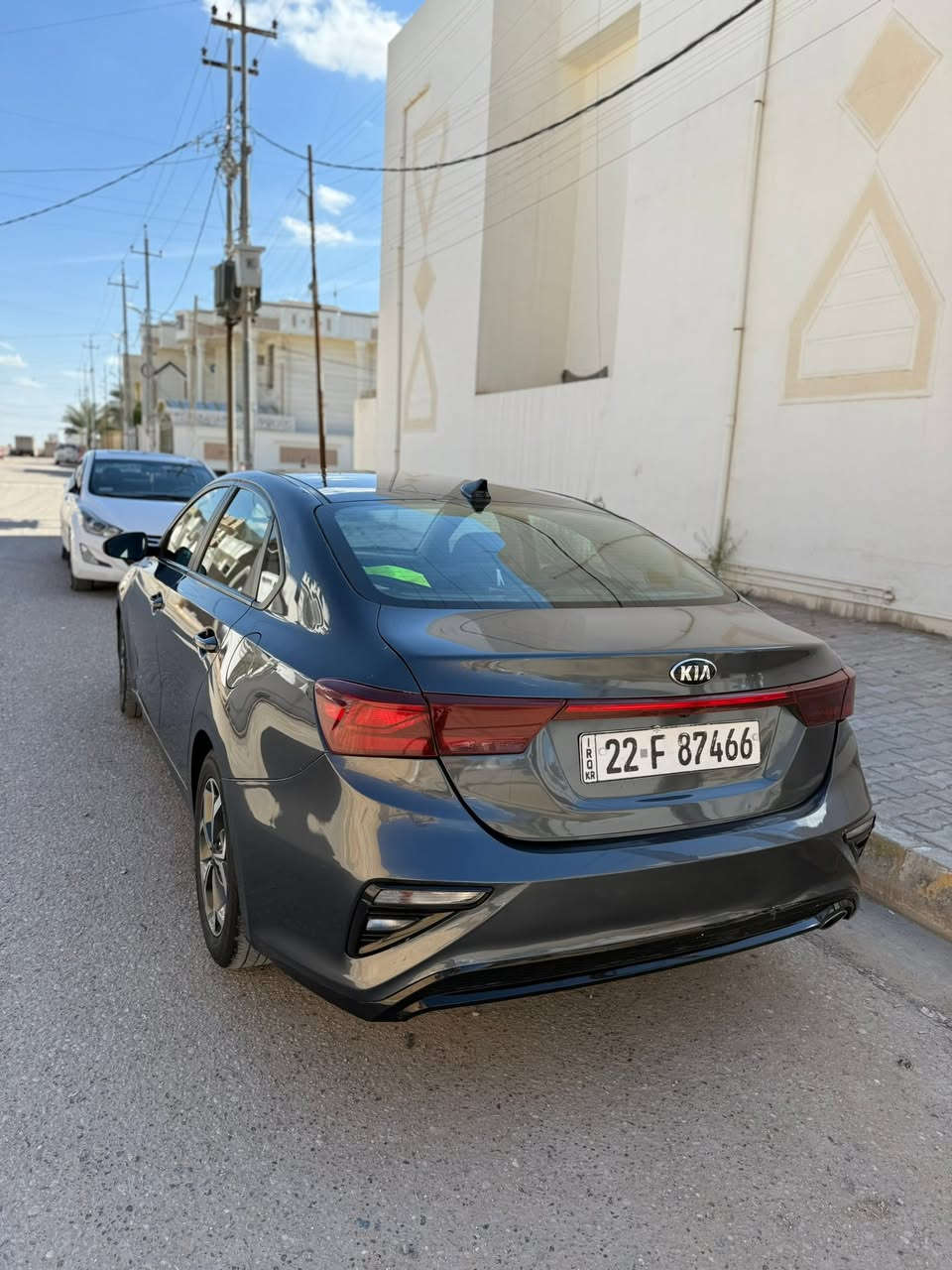🚗 للبيع | كيا فورتي 2021

🔹 النوع: كيا فورتي
🔹 الموديل: 2021
المحرك:  2000سي 
🔹 القير: CVT محدث إلى AT
🔹 الممشى: 160 ألف كم

🛠️ الضرر:

* قبع الجنطة
* الجاملغ الخلفي
* البنيد

💰 السعر: 13,000 دولار بيهه مجال قليل 
📍 الموقع: الرمادي
📞 للتواصل: ***********
