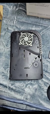 ps5 + يو بي اس+ اقراص كاثفور +فيفا 24 +اشتراك سنه كامله اشتراك فاخر سن...