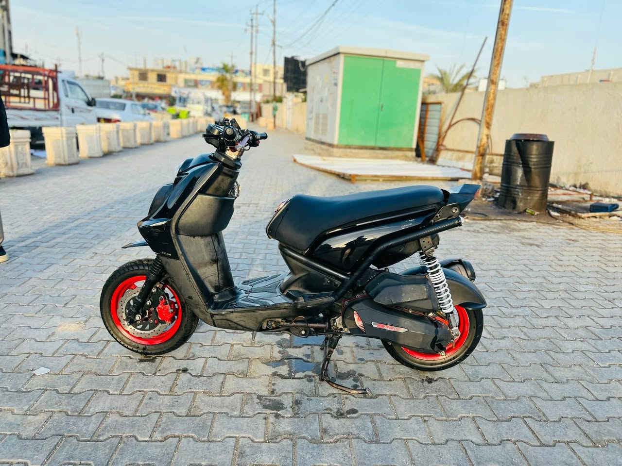 السلام عليكم سكنس جبلي لبيع مديل2013الدراجه ختم واحد مكينه ناعمه كهربائيات كلها شغاله نكره سلف بكل وقت مكاني كوت خاجيه متواجد خاص


**إذا كنت صاحب هذا الإعلان وتريد حذفه لأي سبب، رجاءا أرسل رسالة إلى الدعم الفني**