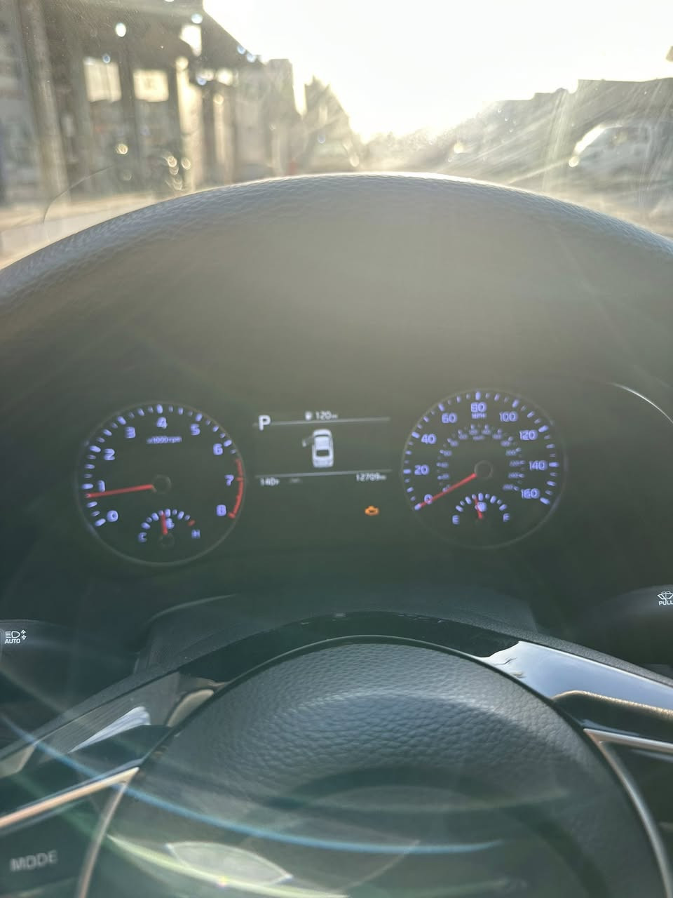 السلام عليكم كيه فورتي مديل 2024 أمريكي مكينه 2000سياره خير من الله ماشيه 14 الف يعني زيرو قياده ذاتيه حدث موجود مل منشور السعر 155 ترهم قصد او نقد بس مقدمه زينه واني حاضر بكان الشعب ***********
