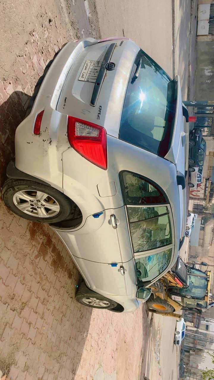 سلام عليكم سياره لبيع ليفان مديل 2015 سعر 50 وبيهه مجال (***********)
