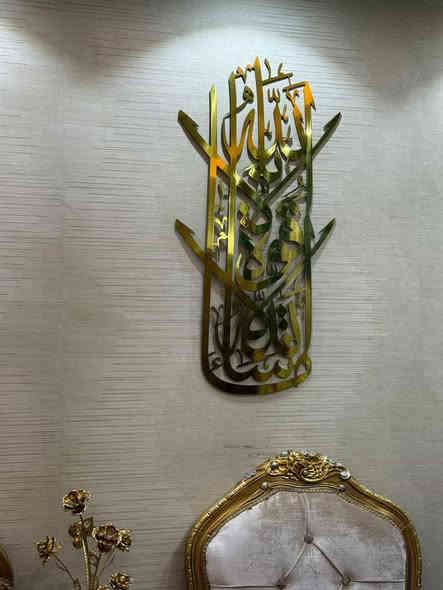 تخم مصري 10 مقاعد جديد استعمال قليل جدا تخم مع عرباتة تقديم مع دلة كبيرة مع سلة تقديم
سعر مناسب جداً 
العنوان السيدية 
الاستفسار ***********
