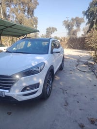 توسان • ٢٠١٩ • ماشيه ٦٨٠٠٠