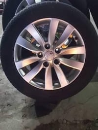 ويل سيراتو حجم 17 نظيف كلش هوه والتاير جيب وشد للبيع سعر خاص اول اتصال...