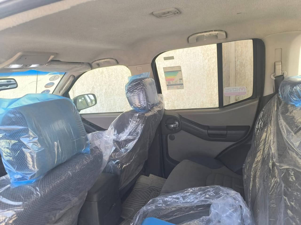 سياره نيسان اكستيرا موديل 2008 وارد امريكي ضربته جاملغ الايمن 
نواقصه صليب مال الكير
سعره 75وبيه مجال
سياره بيه خيط تبخير اللاستفسار 
***********
*********** عمارة, ميسان
