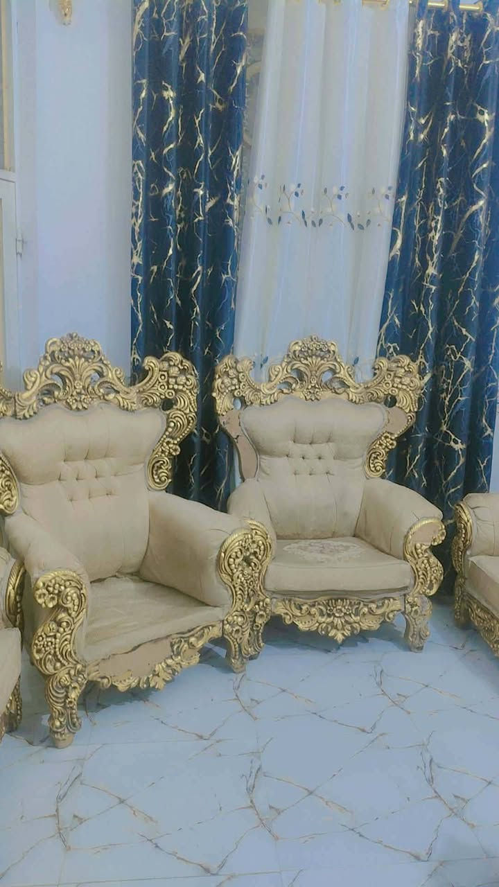 تخمين للبيع كلش نضيف جبير كلش مكون من 14 معقد مكان كوت زين القوس موجود علئ الخاص


**إذا كنت صاحب هذا الإعلان وتريد حذفه لأي سبب، رجاءا أرسل رسالة إلى الدعم الفني**