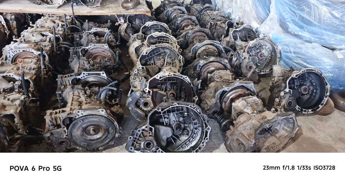 بسم الله الرحمن الرحيم 
جميع انواع الكيوره الكوري الاصلي
ريو....  اكسنت.... النترا.... كروز..... افيو... اوبترا... 
مضلع وعادي 
كير اوتوماتيك وعادي 
كراج الحره 
العنوان موصل كوكجلي اسود الرافدين 
تواصل 
***********
***********
متواجدين من 8 صباحا الى 5 مسأء
