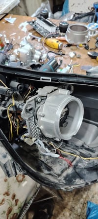 موصل حي الوحدة • تبديل عدسات • محولات زينون