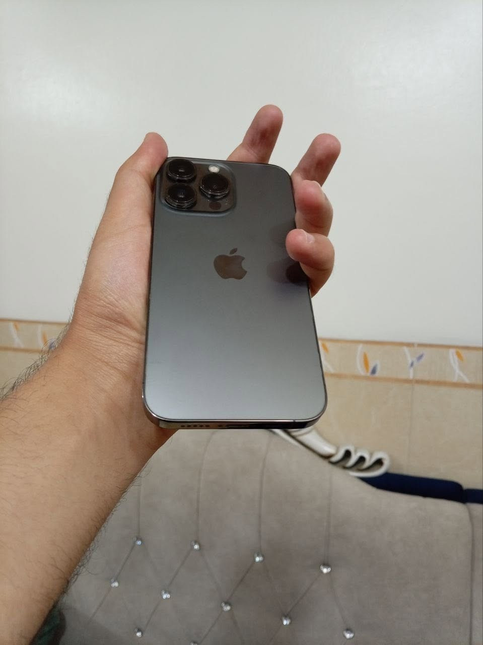 iphone 13 pro 
ذاكره 128
الون اسود 
تك سيم
 التلفون نموذج  M 
بطاريه %94 مصعد 
البطاريه تبقه عندي يوم كامل 
الجهاز جديد ونضيف 
للتواصل  
0771 923 5191

***********
