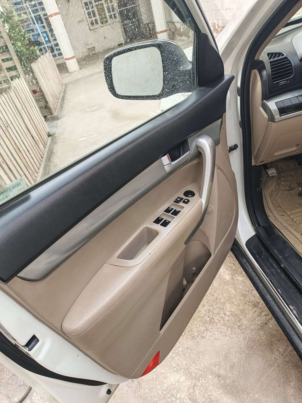 سورنتو موديل 11   للبيع او مراوس بالنترا 21 وفوك او كي فايف 
رقم سليمانيه شرط التحويل  
كفاله عامه من الصبغ والبارد سياره جديده كلش 
السعر 145  مكاني ديالى خان بني سعد 
رقم الهاتف ***********
