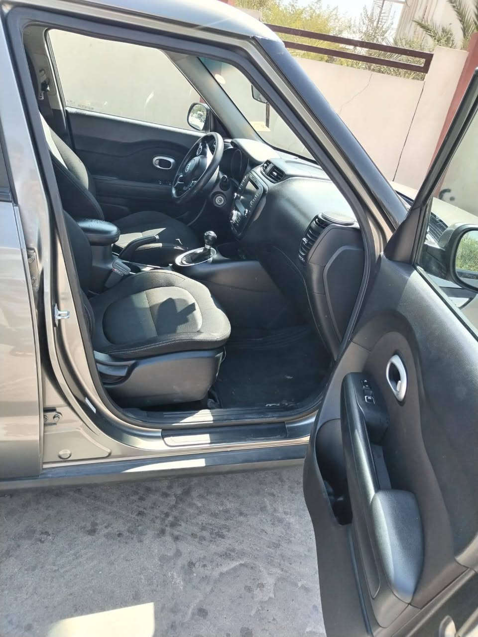 سلام عليكم كيا صول موديل ٢٠١٨ ضرر بونيد وربع جملغ سيارة جاهز تبريد ثلج دفتر بنزين بي كير محرك بشرط مكان كركوك سيارة باسمي سعر ١٢٢$ رقم الهاتف *********** والزين *********** شراي يخابر اني مكلف بنشر خبر
