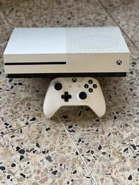 اكس بوكس ون اس • هارد 1تيرا • حسابين جيم باس