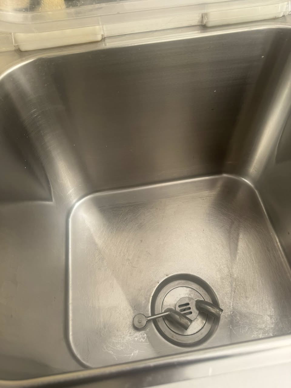 بستره ايطالي 120 لتر تبريد هواء نضيفه جداً

علبلاد ماملعوب بيه

المكان البصره

اللاستفسار ***********
