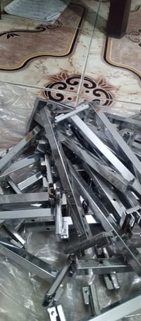 غراض محل • رفوف