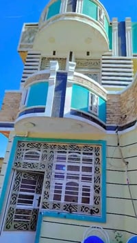 عندي بيت 150 طابقين متر طابو ملك صرف ركن جديد بيت نضافه 100‎%‎ زعفراني...